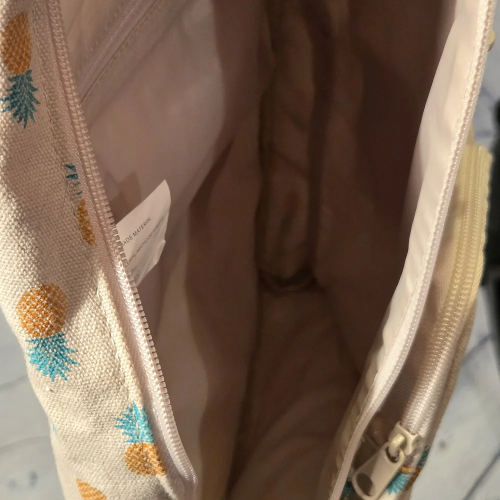 Pineapple Print‎ Sling Backpack